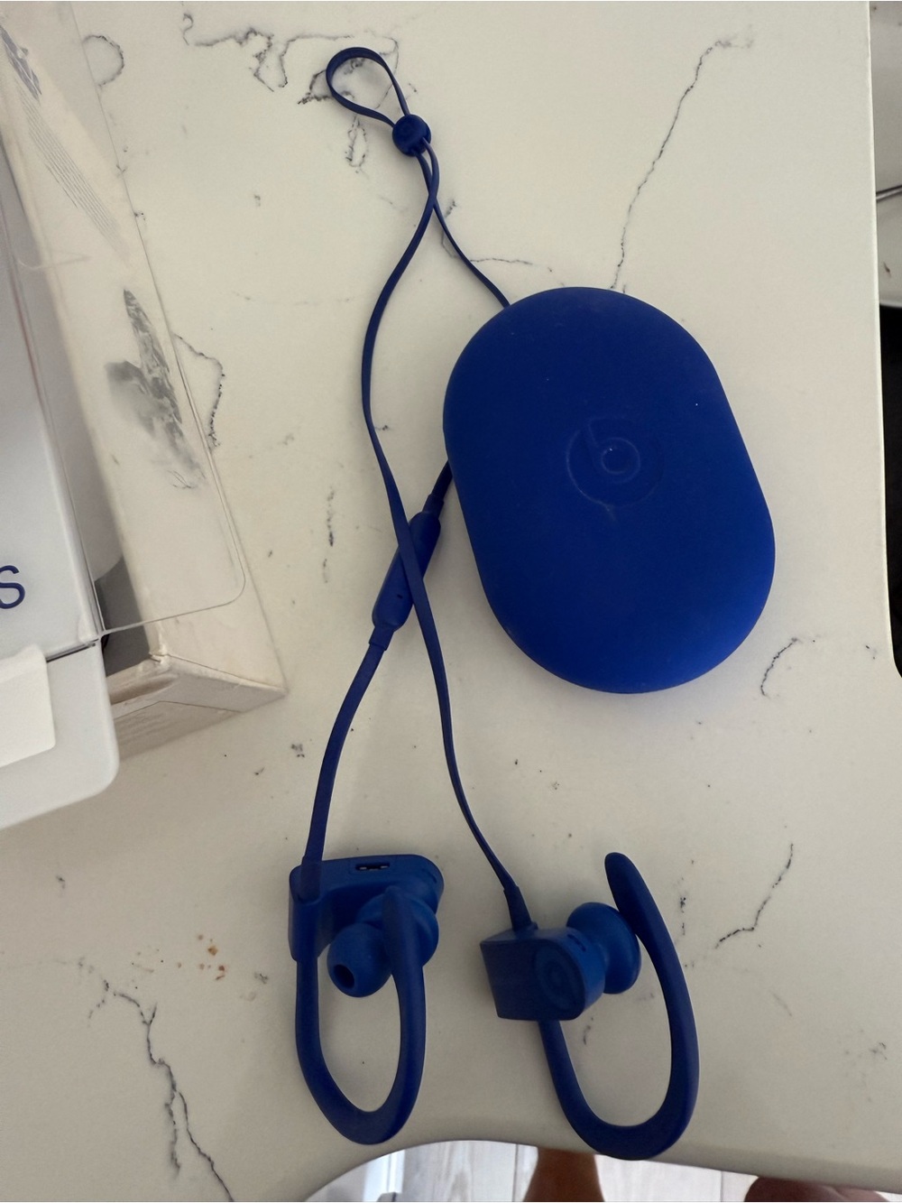 Beats Powerbeats 3 Wireless Earbuds with Charging Case, 12 hour battery life